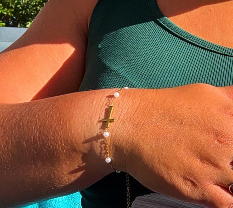 Bracelet Croix Élégance ✝️✨