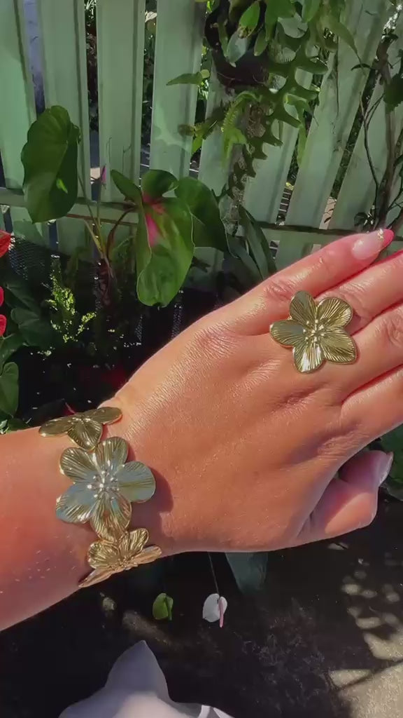 Bague Éclosion Dorée🌸🌿